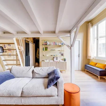 Beautiful Triangle D'or Bordeaux