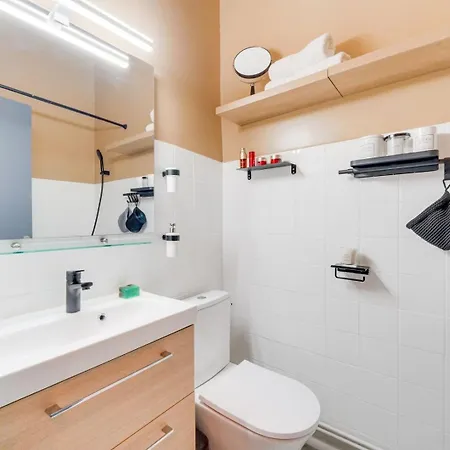 Beautiful Triangle D'or Apartment
